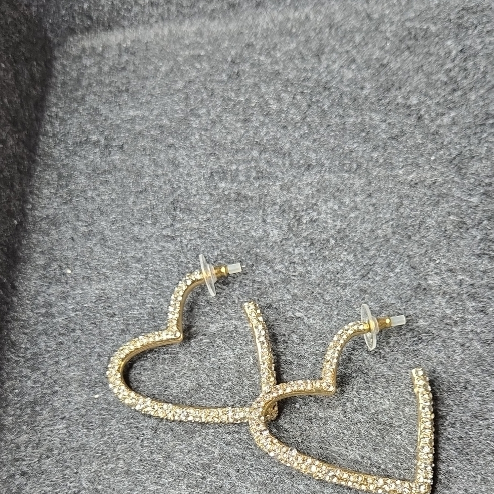 Sparkling Gold Heart Earrings